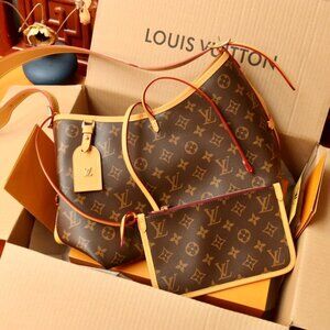 LV Shoulder bag